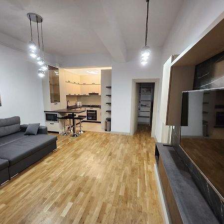 Near Airport 2 Rooms Apartments In Himson Jassy Zewnętrze zdjęcie