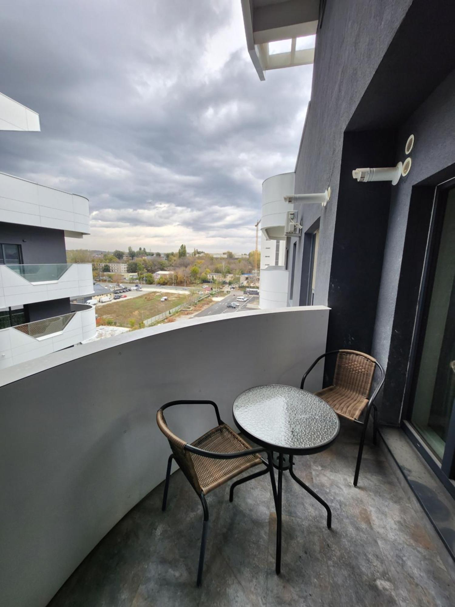 Near Airport 2 Rooms Apartments In Himson Jassy Zewnętrze zdjęcie