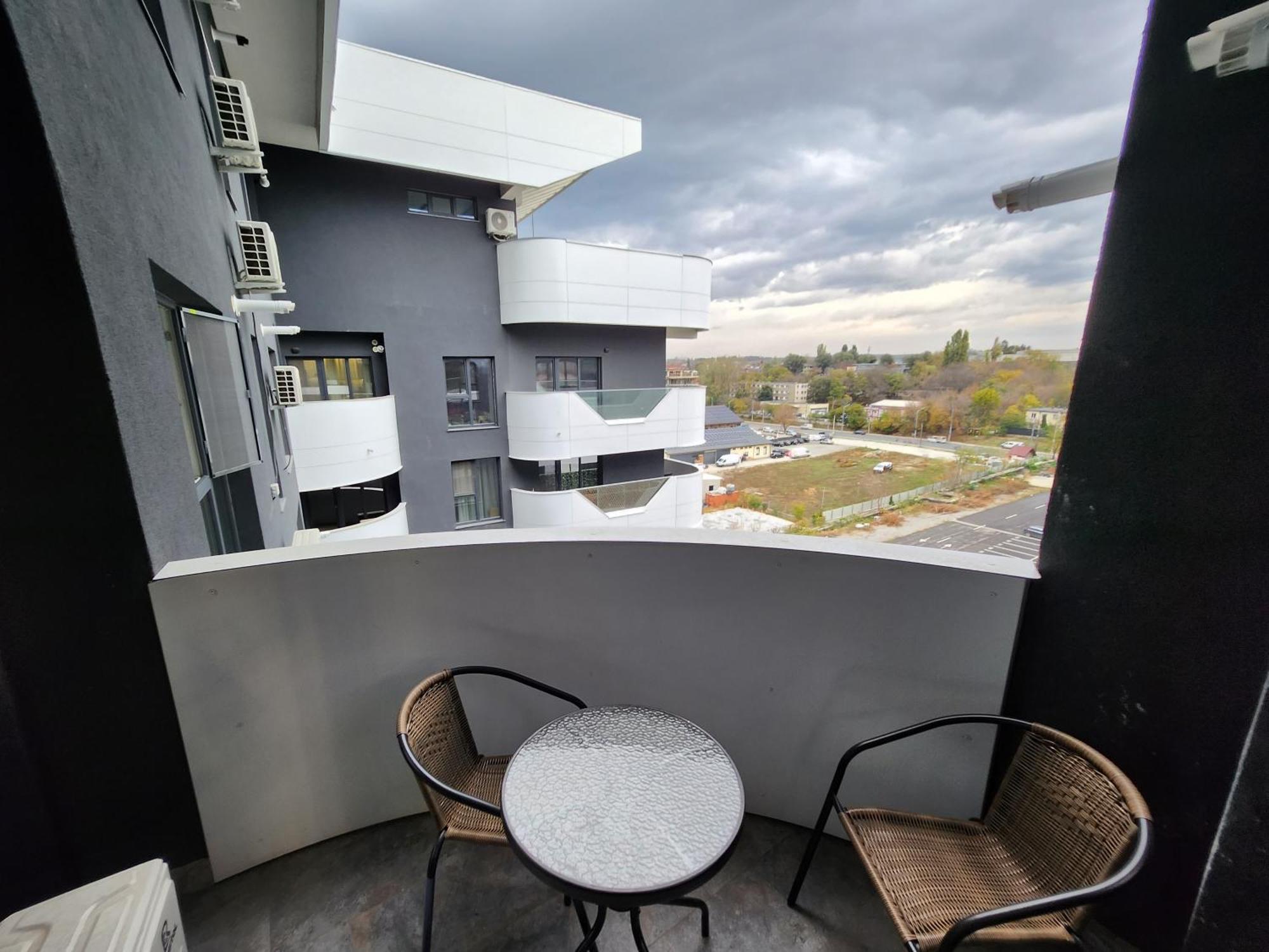 Near Airport 2 Rooms Apartments In Himson Jassy Zewnętrze zdjęcie